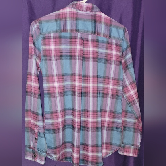 Womens Eddie Bauer Button down Shirt - Picture 2 of 3